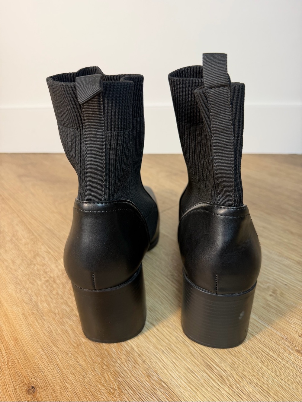 Journee Collection Black Sock Ankle Boots Women size 11 Sleek Block Heel western - Picture 4 of 9